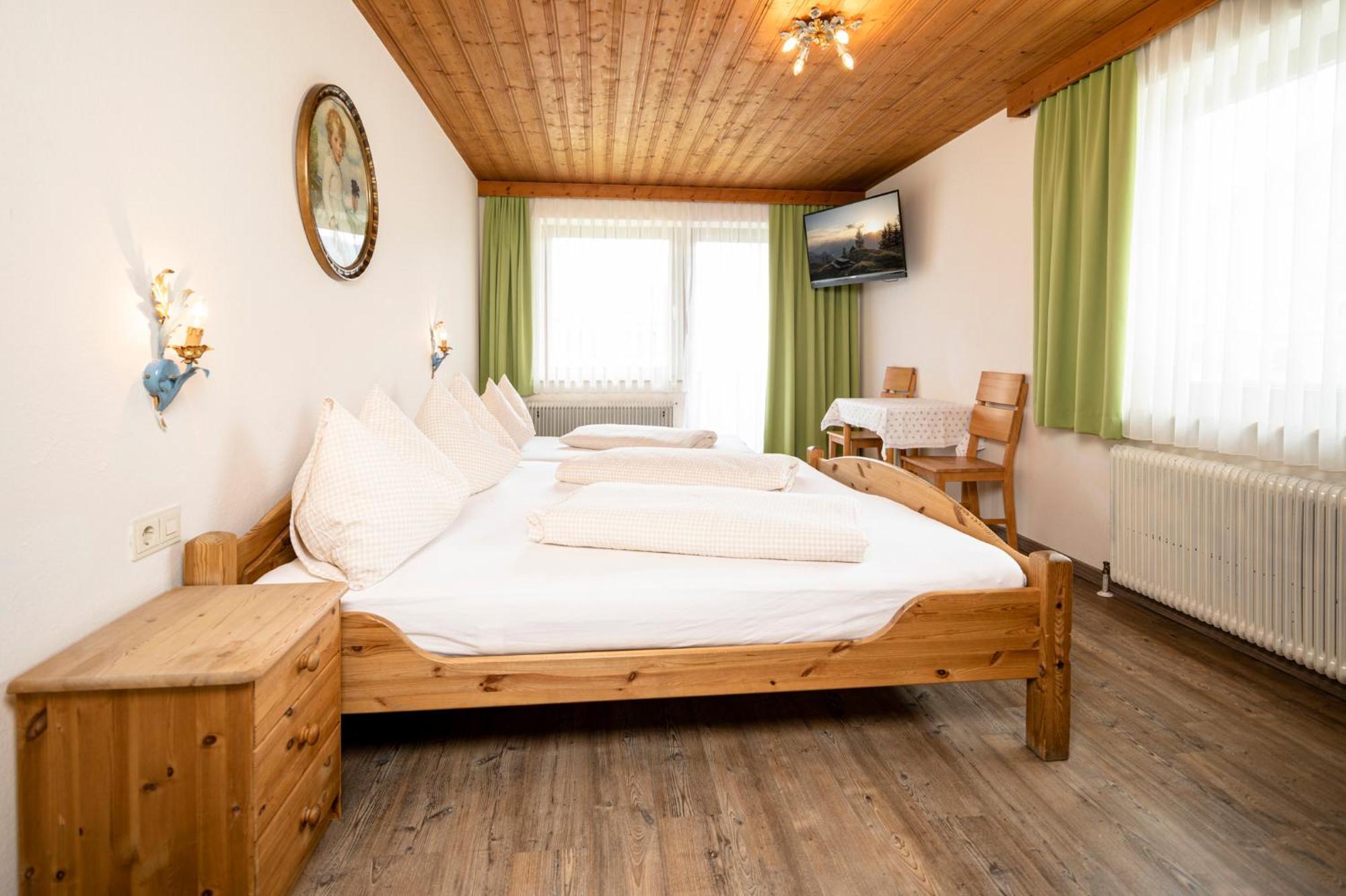 Gasthof Pension Knapp Strass im Zillertal Habitación foto